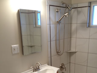 bathroom 053b picture